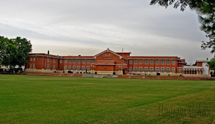 Read more about the article Cadet College in Pakistan